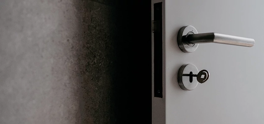 Front Door Handle Repair And Installation in Rosemead, CA